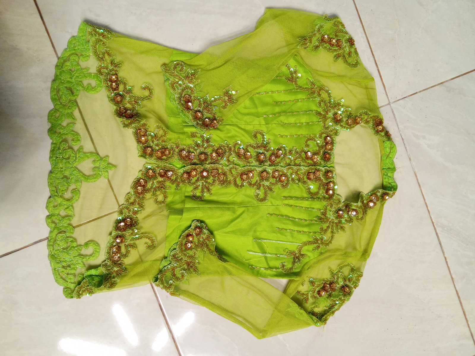 Kebaya anak hijau pupus